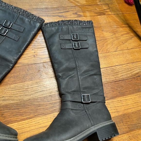 JUSTFAB Noel Gray Buckle  Boots Lug Sole Women’s US 8 - Picture 4 of 11